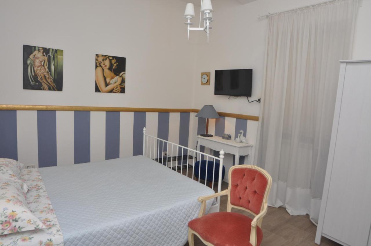 Brenta 12 Bed & Breakfast เมสซีนา ภายนอก รูปภาพ