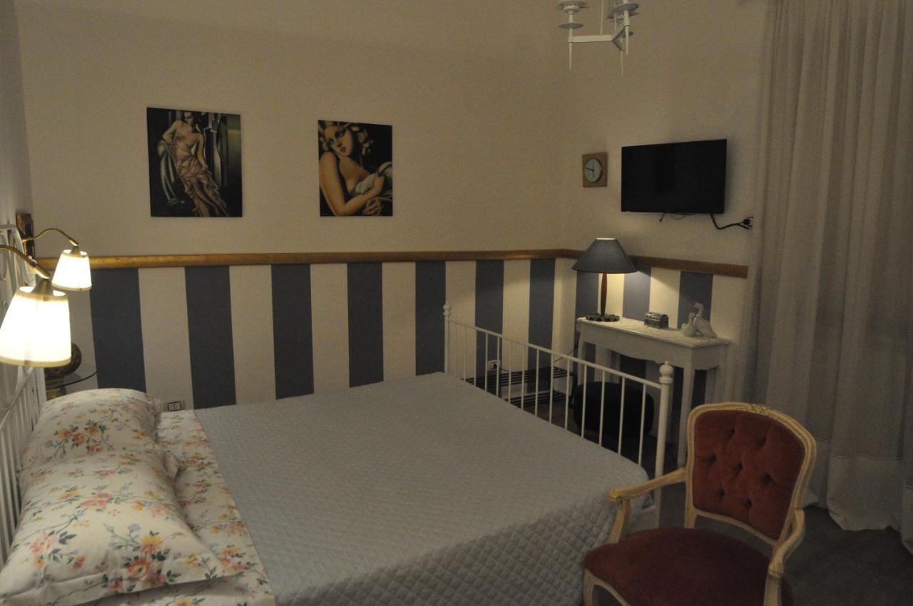 Brenta 12 Bed & Breakfast เมสซีนา ภายนอก รูปภาพ